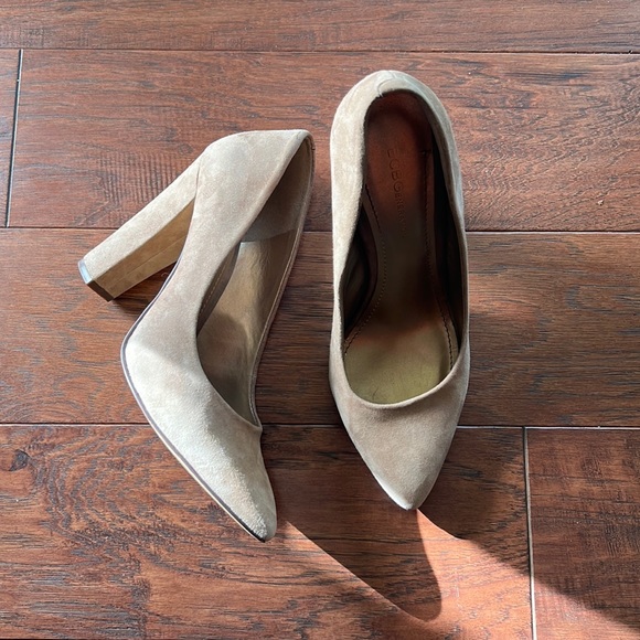Women’s Beige/Nude Heels - Picture 1 of 8
